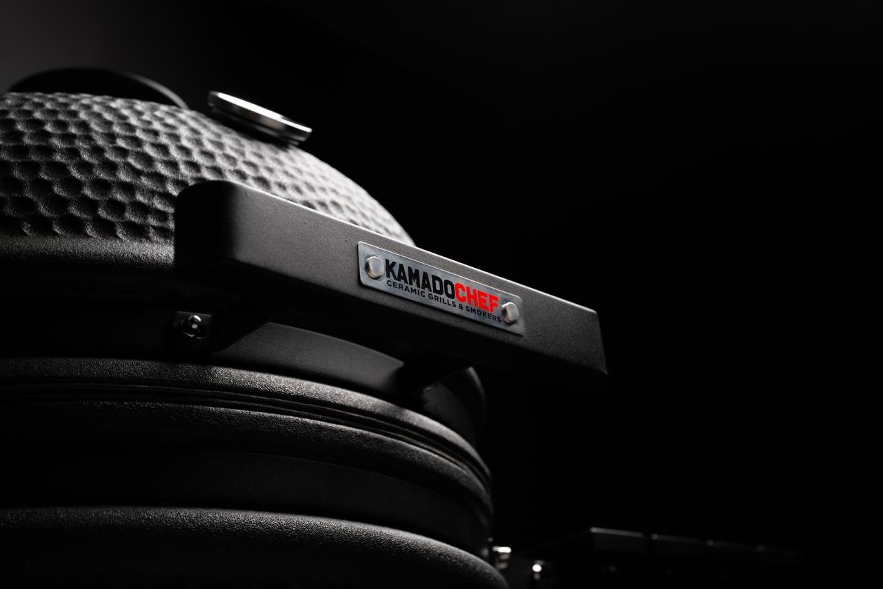Kamado Chef 19 Premium in use
